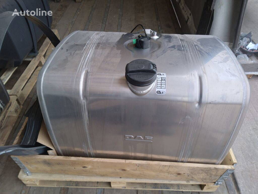 DAF 335 liter brandstof tank  incl  steunen en bevestiging banden    2198080 brandstoftank voor vrachtwagen