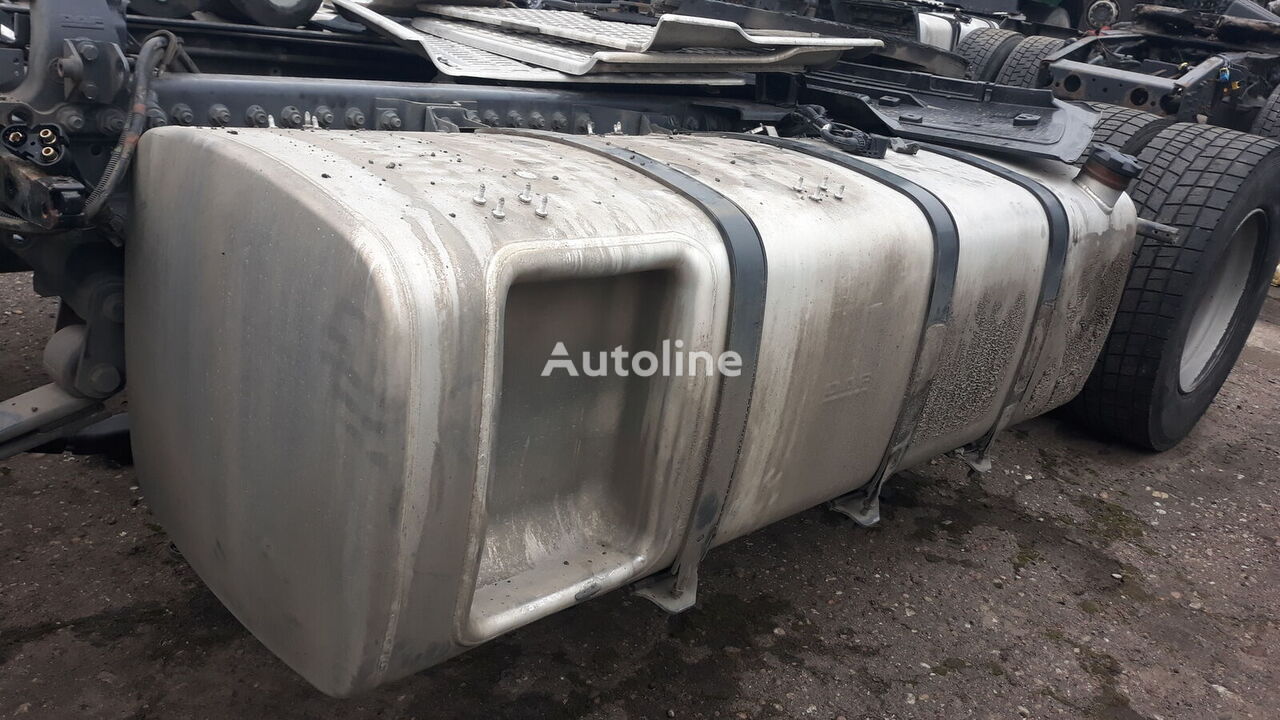 مخزن سوخت DAF complete fuel tank 765L with brackets 1944803 برای تریلی DAF XF 106