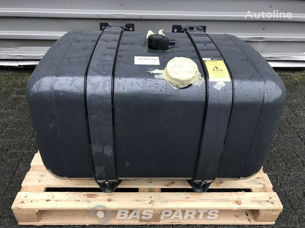 Mercedes-Benz 0175422117 Kraftstofftank für LKW