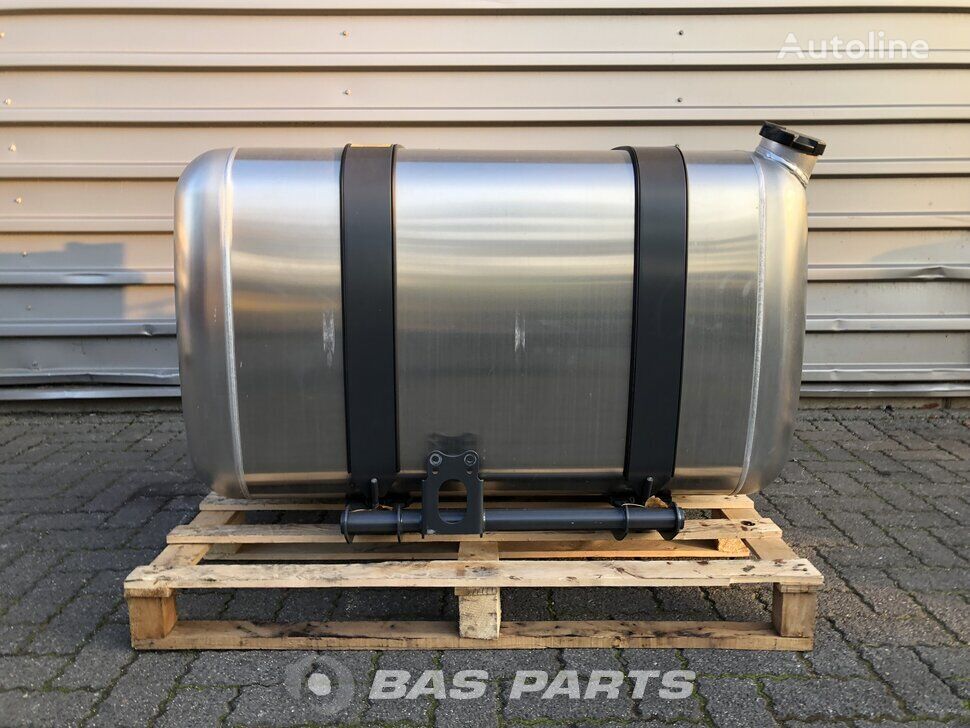 Mercedes-Benz fuel tank for truck