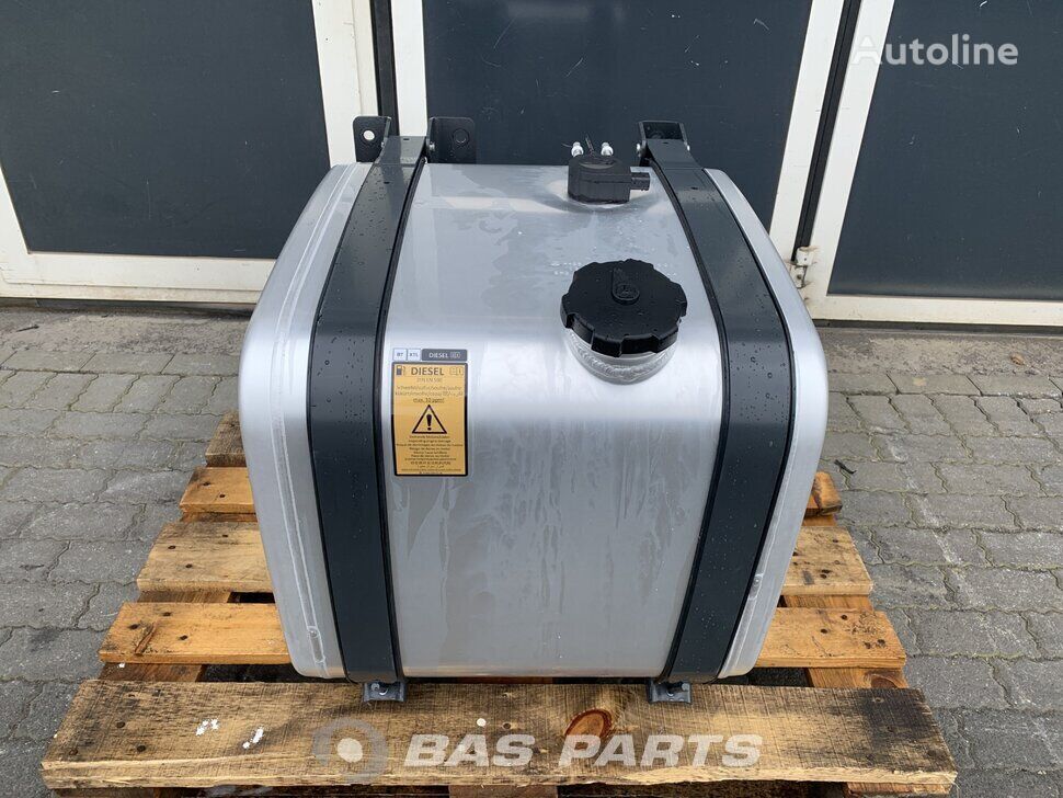 Mercedes-Benz fuel tank for truck