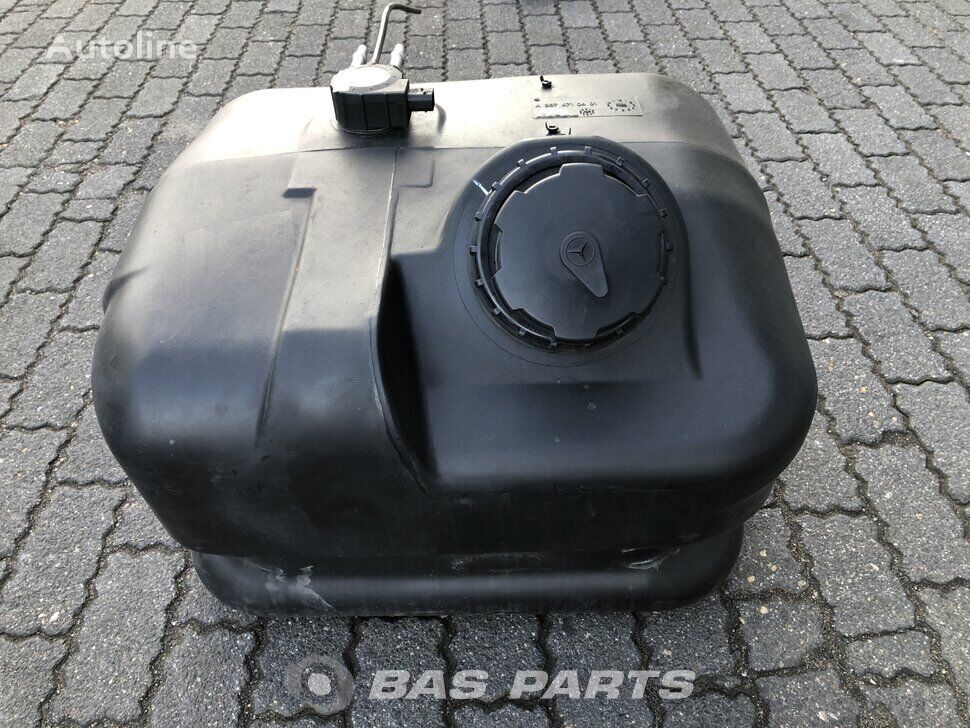 Mercedes-Benz 9674710401 fuel tank for truck