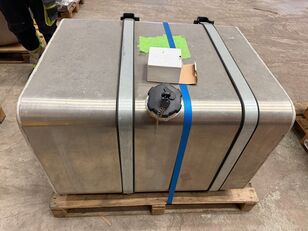 Mercedes-Benz drivstofftank for lastebil