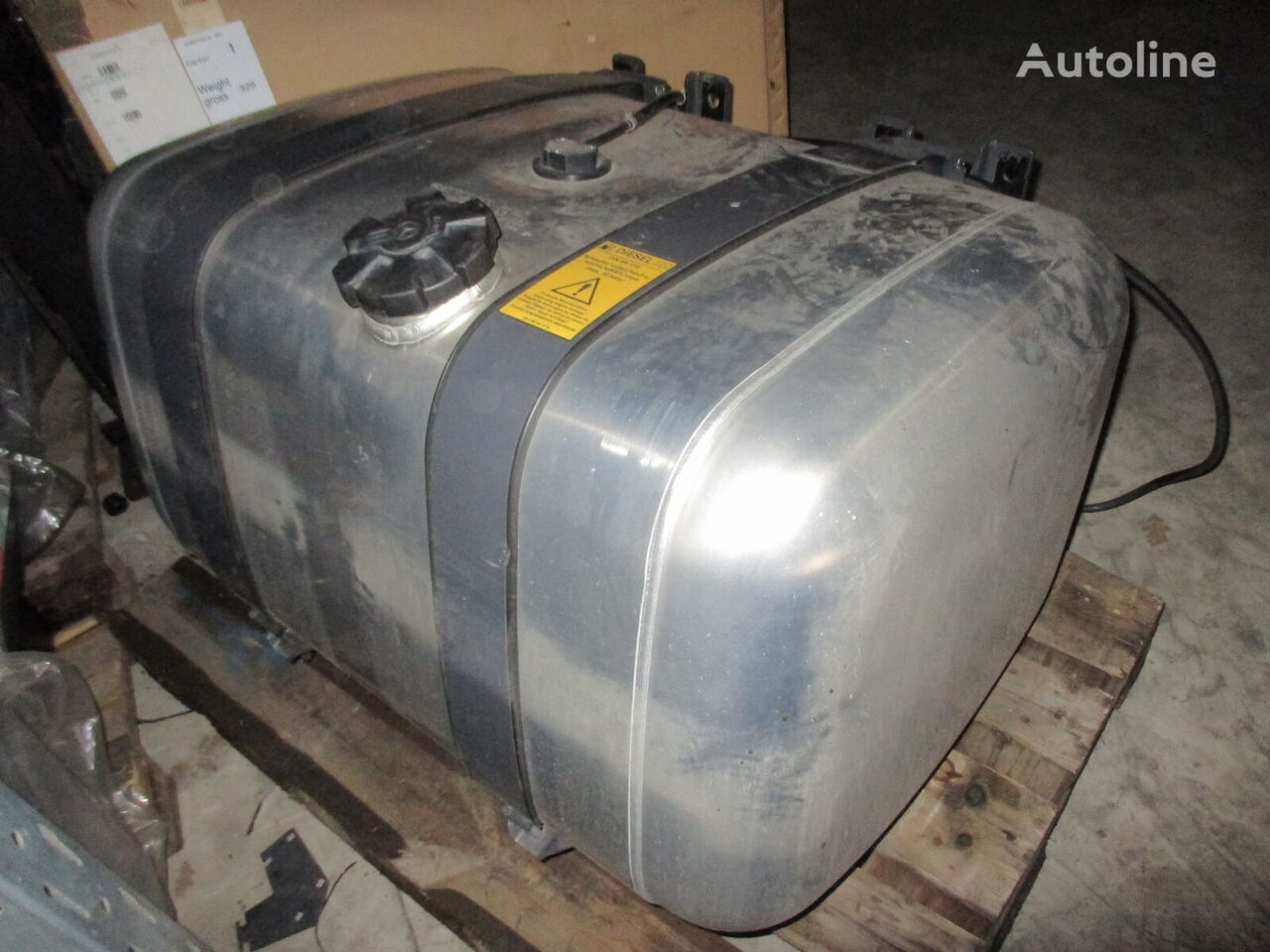 Réservoir de carburant Mercedes-Benz Dieseltank pour tracteur routier Mercedes-Benz Actros Arocs Antos MP4 - Autoline