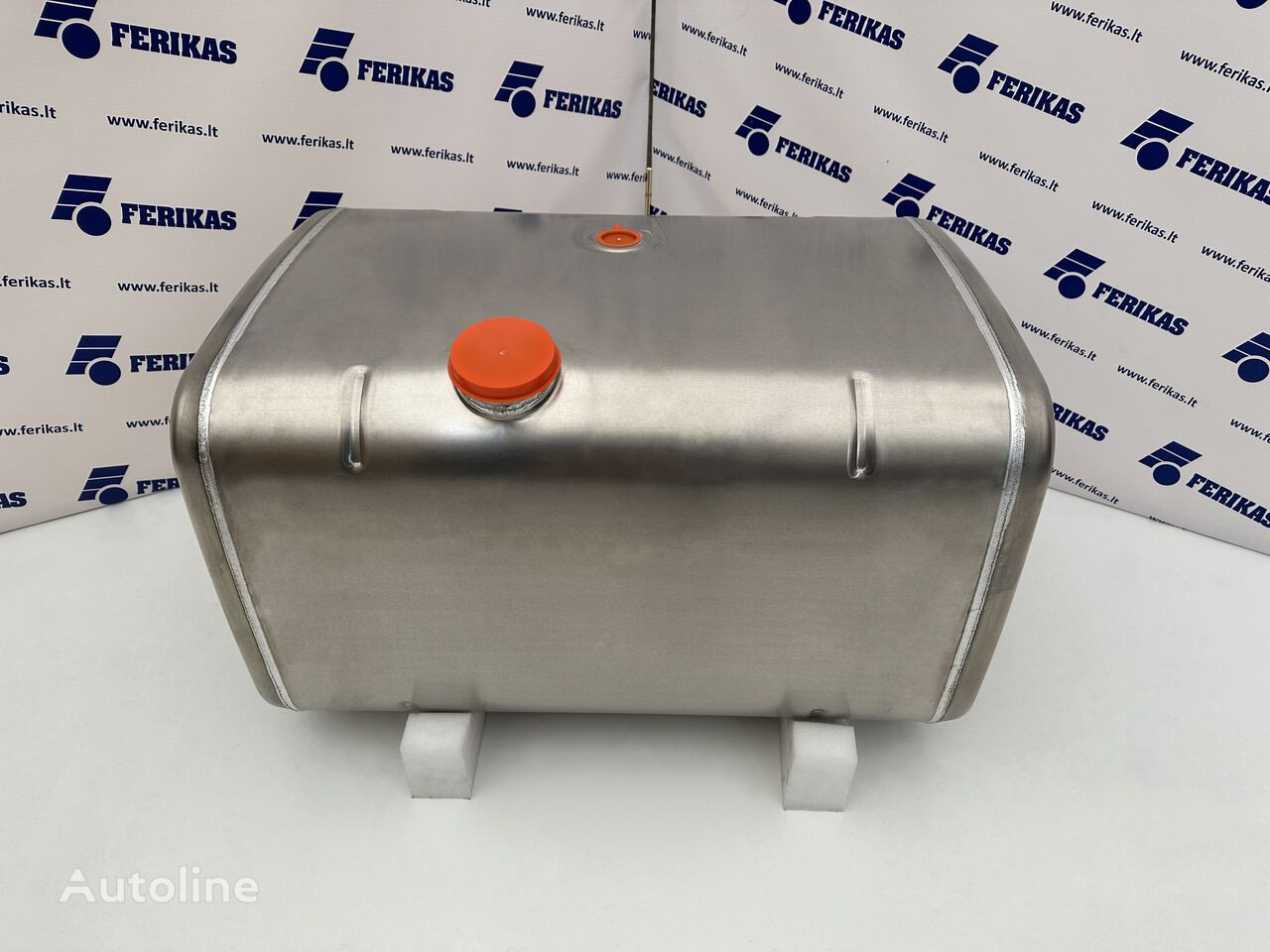 Mercedes-Benz New aluminum fuel tank 300L drivstofftank for Mercedes-Benz trekkvogn