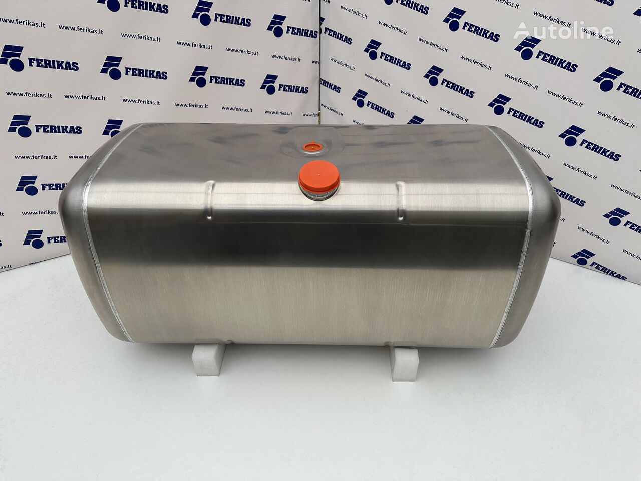 Mercedes-Benz New aluminum fuel tank 570L for Mercedes-Benz truck tractor