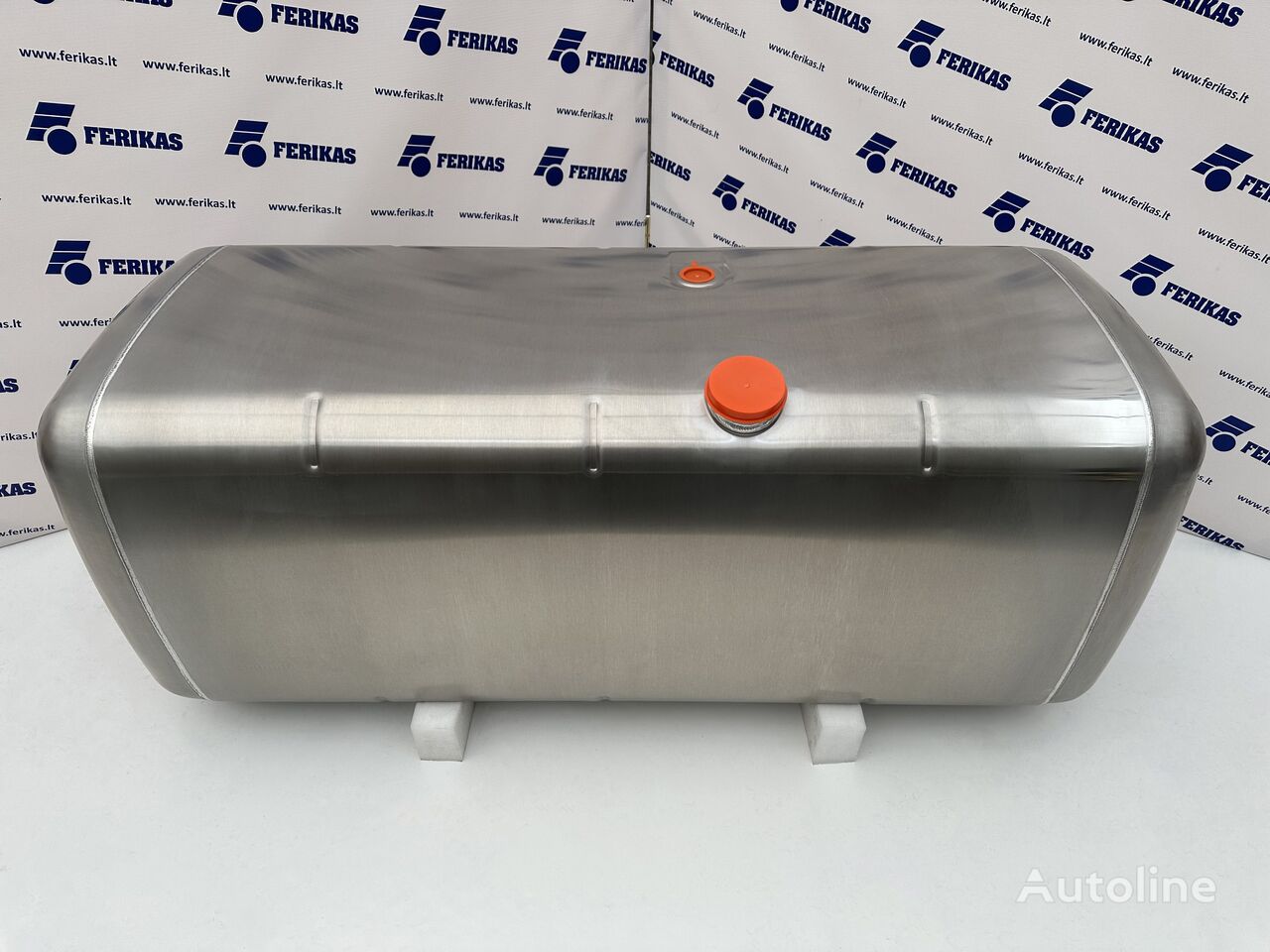 Mercedes-Benz New aluminum fuel tank 780L A9304700701 for Mercedes-Benz truck tractor - Autoline