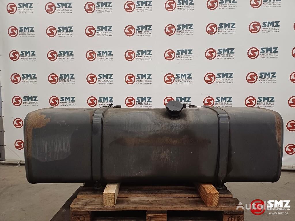 tangki bahan bakar Mercedes-Benz Occ brandstoftank 590L met steunen untuk truk