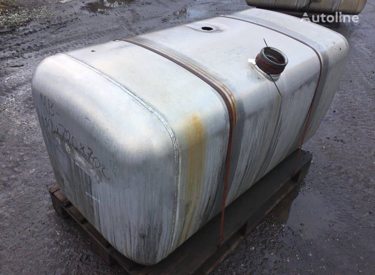 Rezervor de combustibil fuel tank for Mercedes-Benz 130x70x70 cm truck