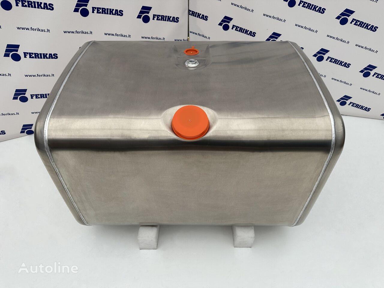 топливный бак Scania New aluminum fuel tank 400L для тягача Scania