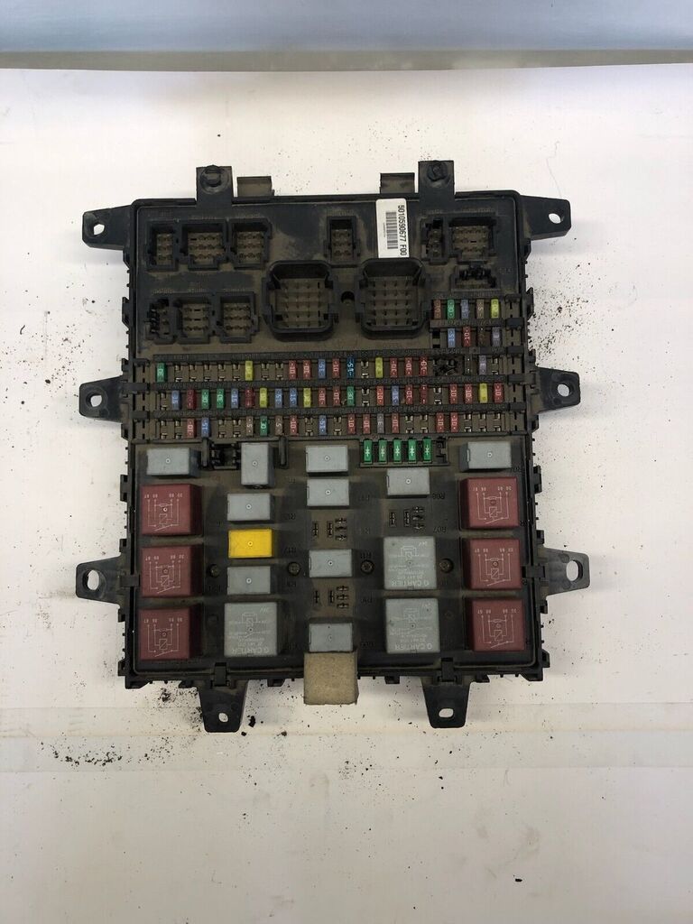 запобіжна коробка 5010590677 до вантажівки Renault Premium Dxi/Magnum Dxi