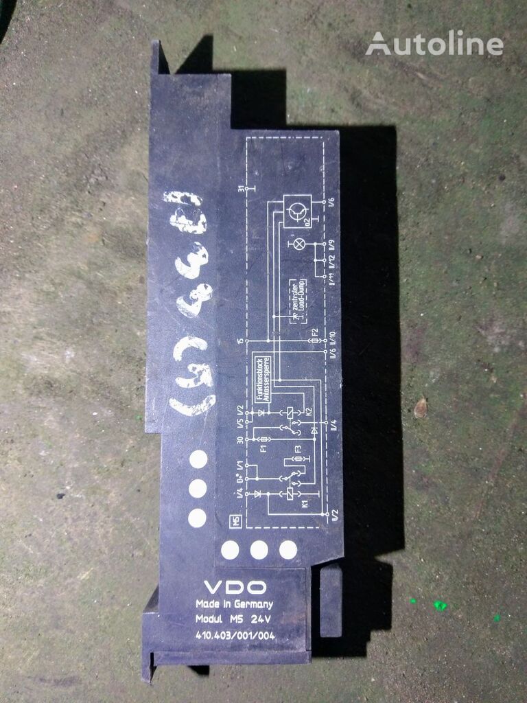 Mercedes-Benz VDO 410.403/001/004 control unit 0005438915 Sicherungsblock für Sattelzugmaschine