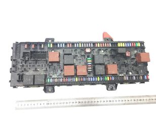 Panou de Siguranțe pentru kutija s osiguračima za Volvo &ndash; Coduri 21543295, 22488323, 22619989, 22821382, 23762566 kamiona