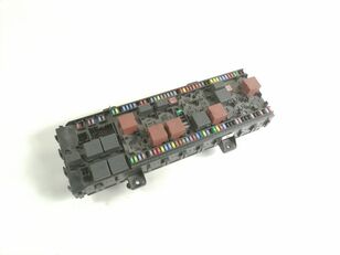 علبة الأمان Volvo Fuse box 21939408 لـ السيارات القاطرة Volvo FH