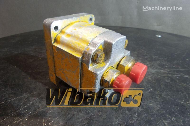 32581794 gear pump for excavator