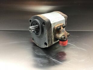 Bosch 5716937 gear pump for Bosch L544/L550/L554/L556/L564/L566/L574/L576/L580/L584/L586 excavator