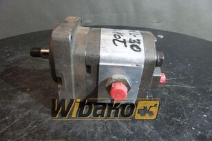 W5ML9RV23R gear pump for O&K L30 wheel loader