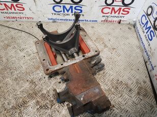 вилка переключения передач Ford 7840, 8340, 5640 40 Transmission Control Plate Cover F1nn7211ac, F1NN7222AA