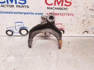 شوكة تبديل السرعة John Deere 6400, 6200, 6300, 6400, 6500, 6600, 6506 Shift Fork L76183 لـ جرار بعجلات 6100, 6200, 6300, 6400, 6500, 6600, 6506