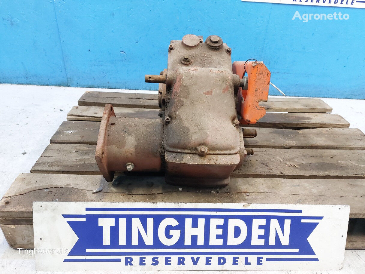 gearbox for Dronningborg D7200 grain harvester