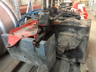 联合收割机 Massey Ferguson 7272-7274-7276-7278 的 变速箱 Massey Ferguson D86880093