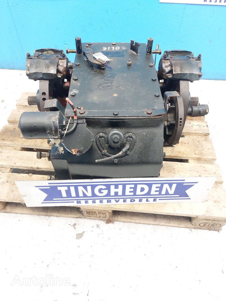 New Holland CR9080 gearbox