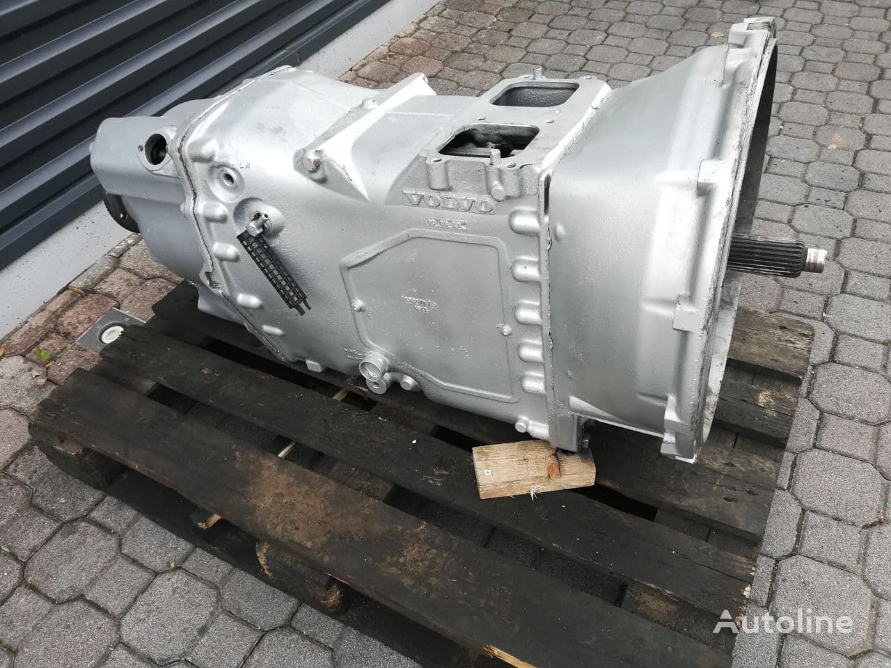 менувач Volvo FH FM VT2812C REMANUFACTURED WITH WARRANTY VT2812C за камион влекач Volvo FH FM