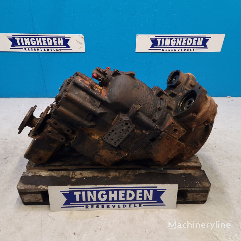 Volvo L120 gearbox for Volvo L120 wheel loader