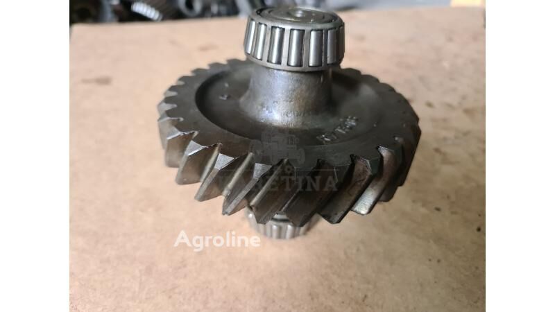 Roda gigi transmisi John Deere 4560  4760  4960 Bieg Pierścień Wewnętrzny R71318  JD7368  JD810 untuk traktor roda John Deere 4560  4760  4960 - Agroline