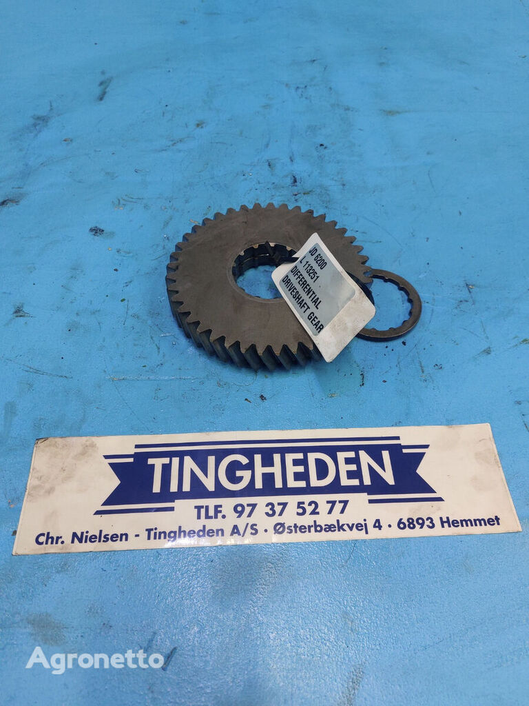 John Deere 6200 gearbox gear for wheel tractor