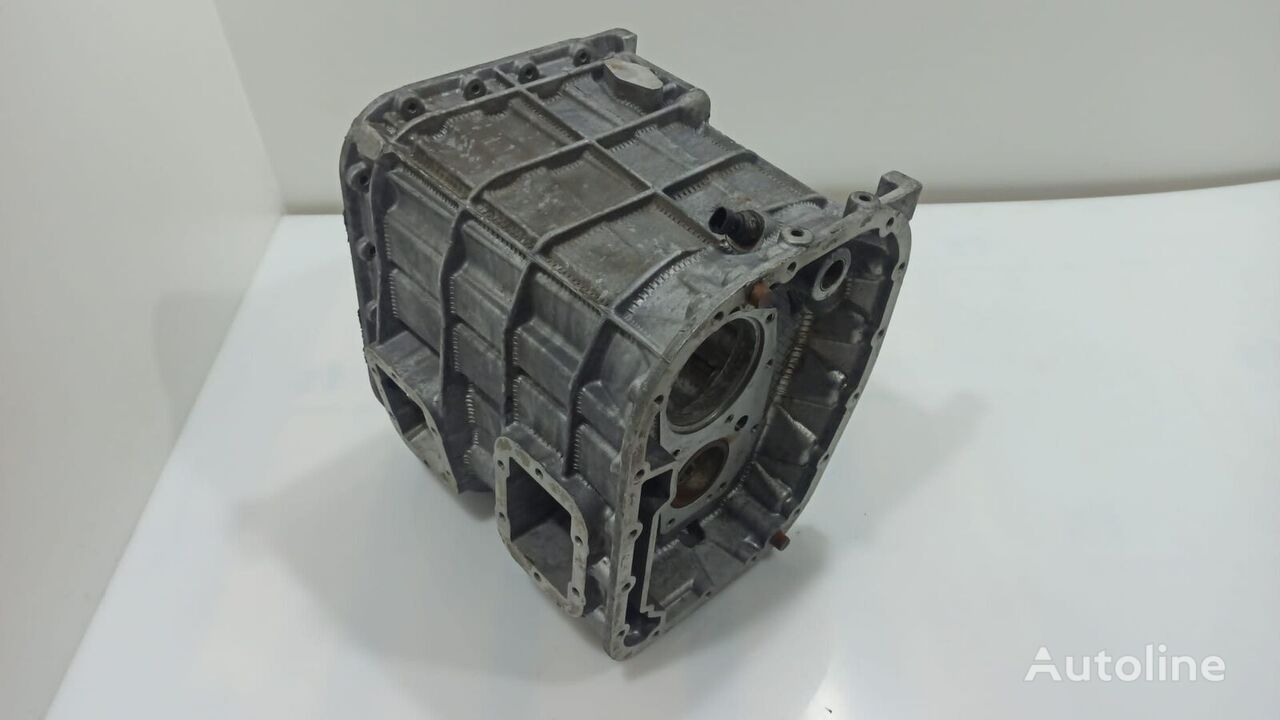 IVECO Eurocargo / 2870 . 9 Cárter da Caixa de Velocidades . 9 8872026 gearbox housing for IVECO Eurocargo  truck