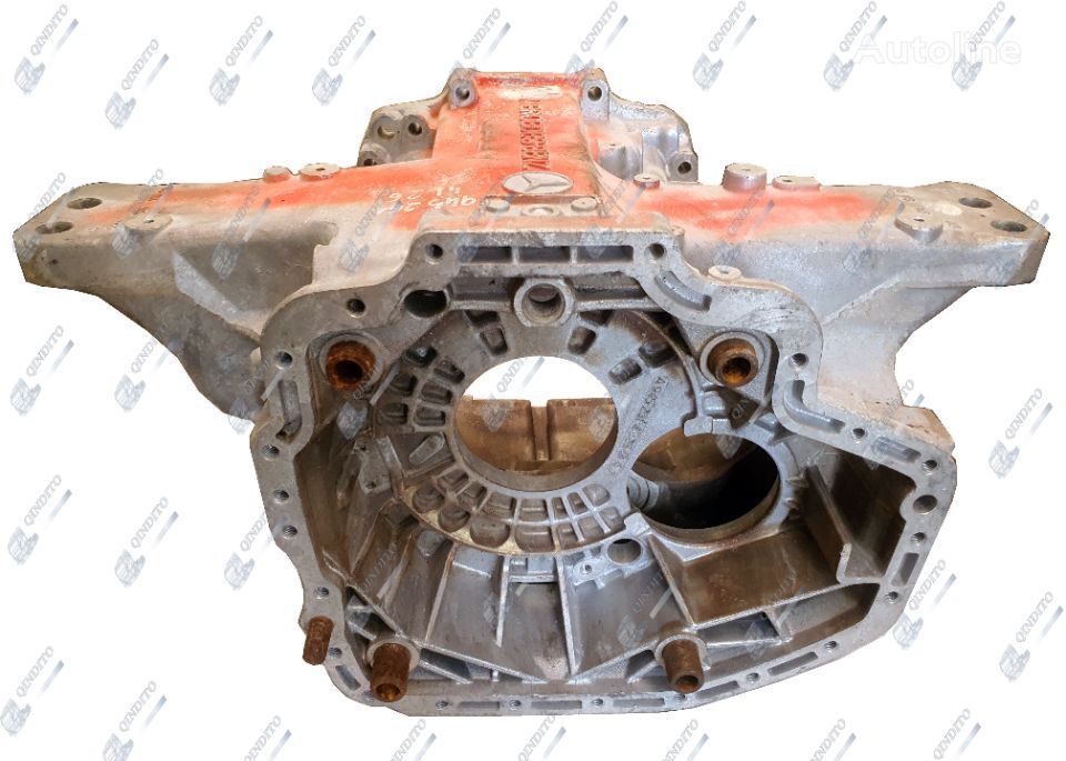 Mercedes-Benz A gearbox housing for Mercedes-Benz truck tractor