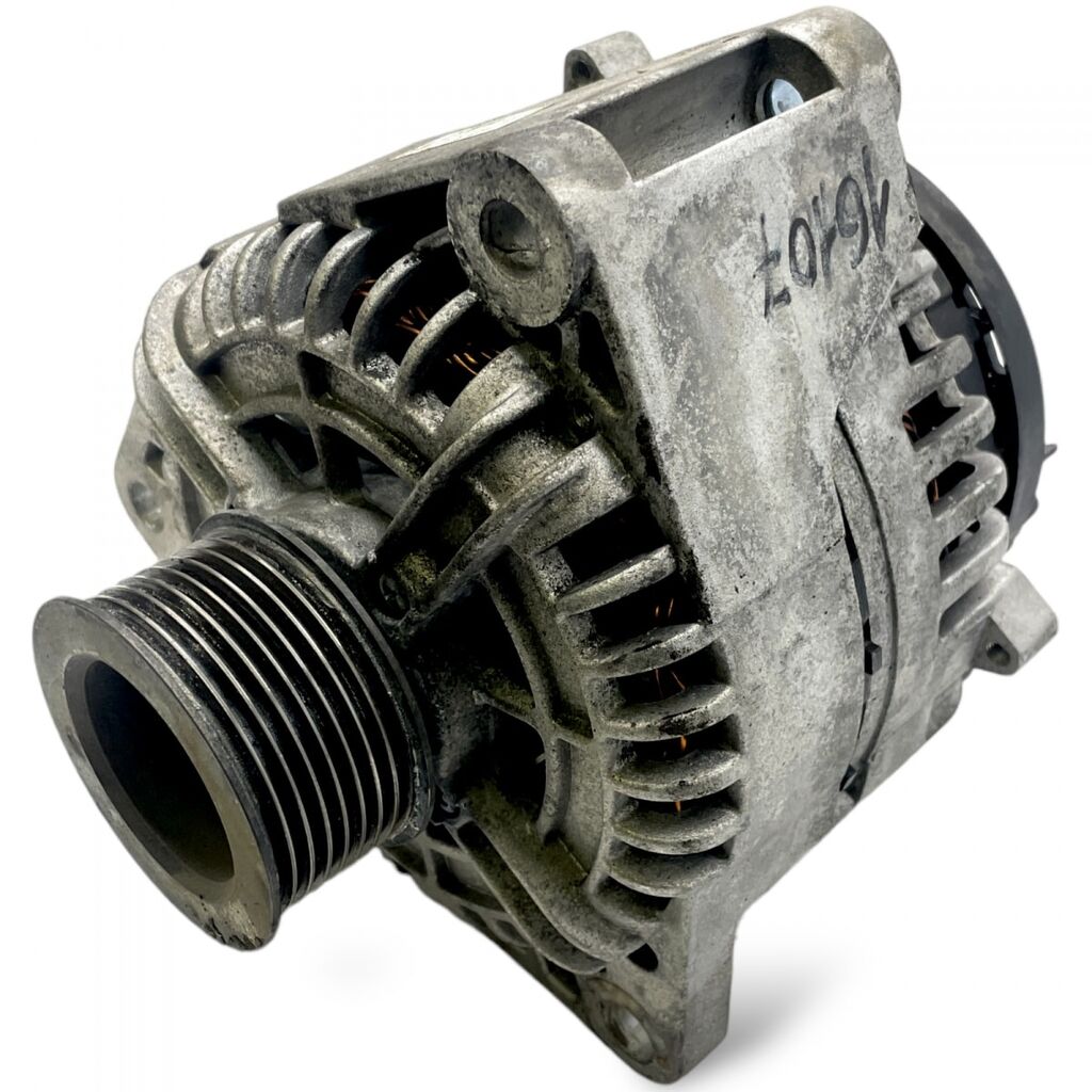 مولد كهربائي Alternator لـ الشاحنات Solaris 1697023 / 1697024 / 1977231 / 1377860 / 13778602 / 1697322 / 0104-200-001 / 0104200001