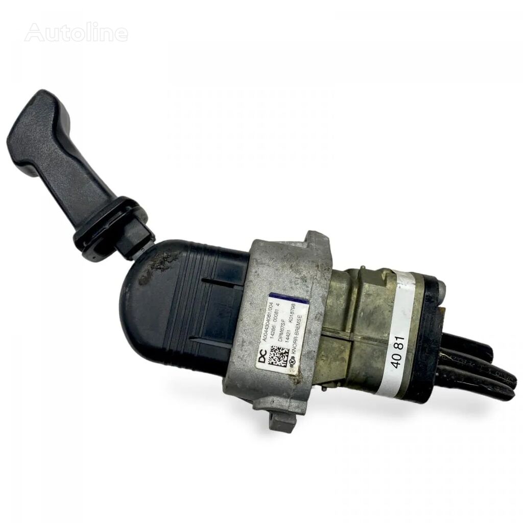 Supapă Frână de Mână A0044304081 hand brake valve for Mercedes-Benz truck