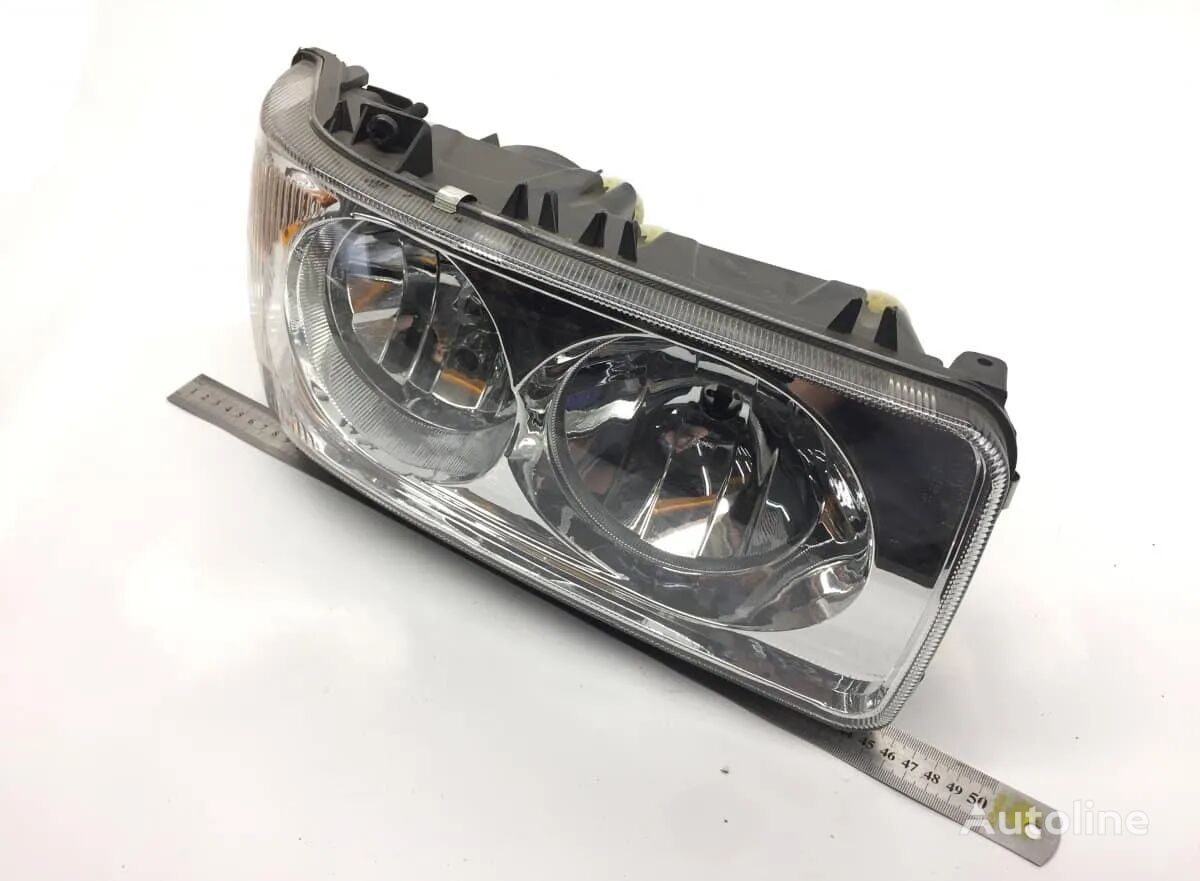 Far Stânga headlight for DAF – Coduri: 1743683, 1620621, 1641741, 1699299, 1399901 truck