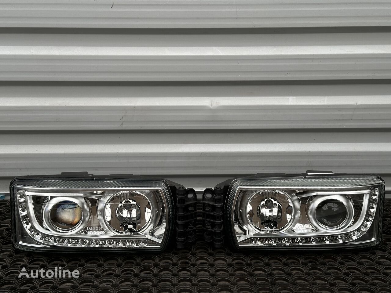 IVECO STRALIS / EUROCARGO 5801745452 / 5801745449 headlight for IVECO 5801745452 / 5801745449 truck tractor