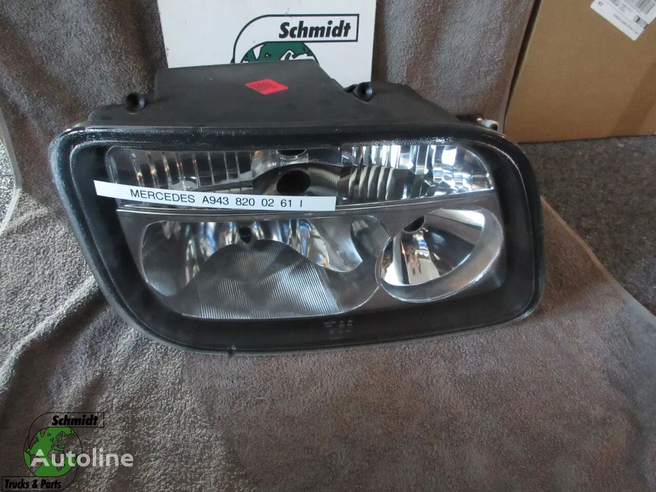 phare Mercedes-Benz A 943 820 02 61 // A 943 820 01 61 KOPLAMP 1841 MP2 EURO 3 NIEUW pour camion