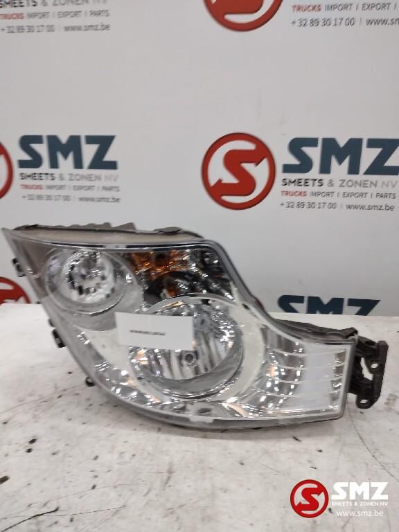 Mercedes-Benz Occ koplamp rechts MP4 A9608200339 far za kamiona