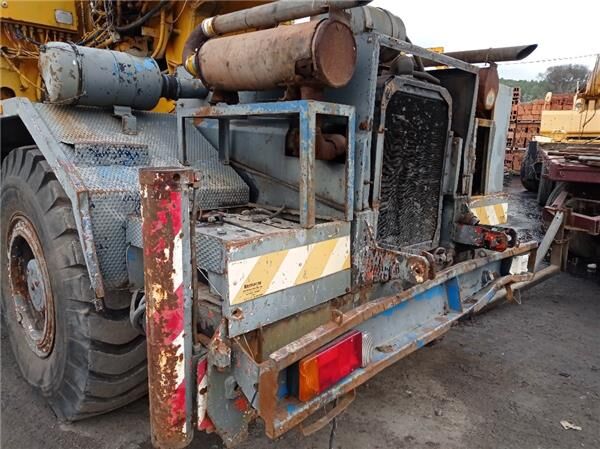 Vérin hydraulique pour camion Liebherr UM 120 LTM 1030 - Autoline