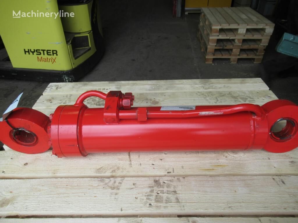 CNH 4531101 4531101 hydraulic cylinder for F156A F206 F206A F156.6 F156.6A excavator