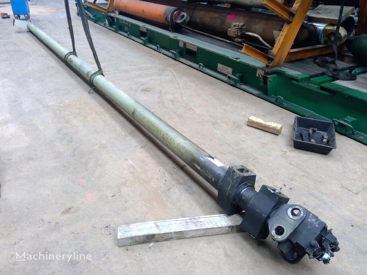 гидроцилиндр FAUN Faun ATF 60-4 telescopic cylinder double 90707747971 для автокрана FAUN ATF 60-4