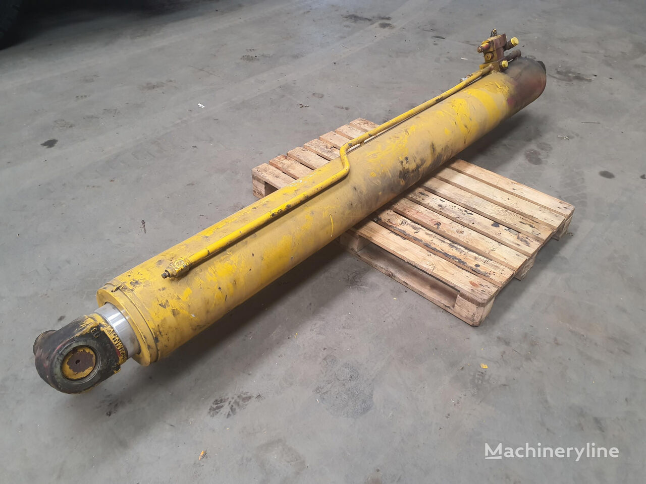 FAUN Faun RTF 40-3 luffing cylinder 622490/02 hydraulic cylinder for FAUN RTF 40 mobile crane