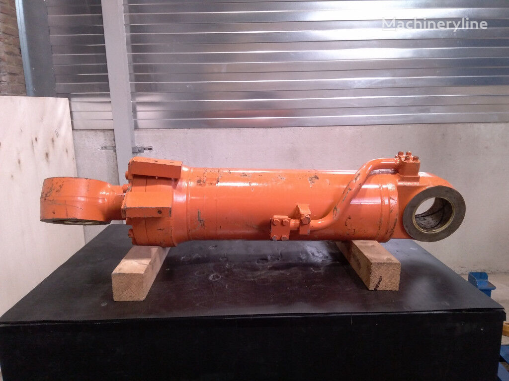 Hitachi LX290E D7E001 hydraulikcylinder til gravemaskine