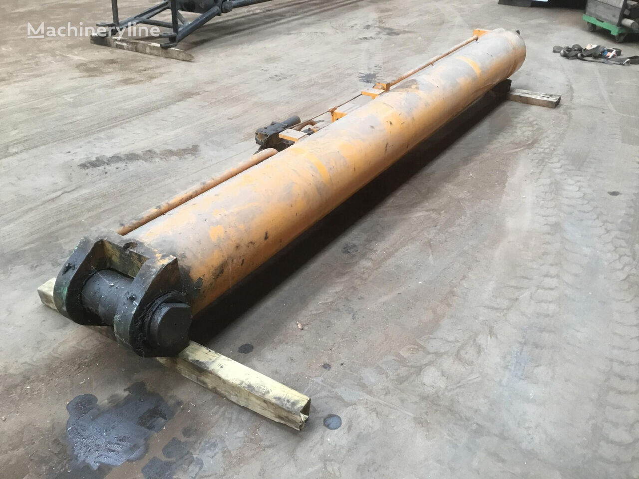 vérin hydraulique Krupp Krupp KMK 5100 boom cylinder 682623 pour grue mobile Krupp  KMK 5100