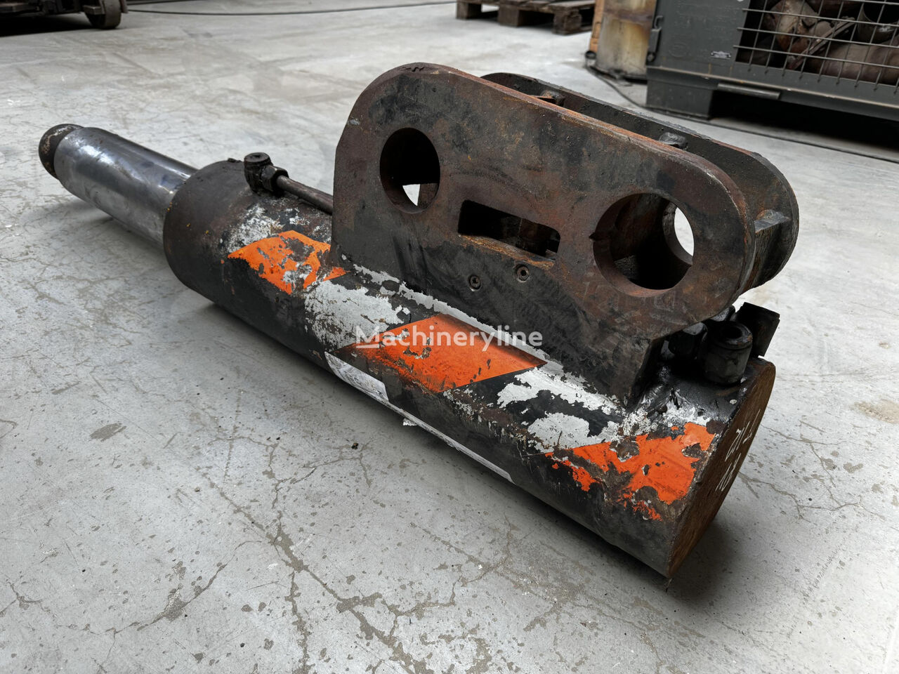 гидроцилиндр Liebherr LT 1160 support cylinder для автокрана Liebherr LT 1160