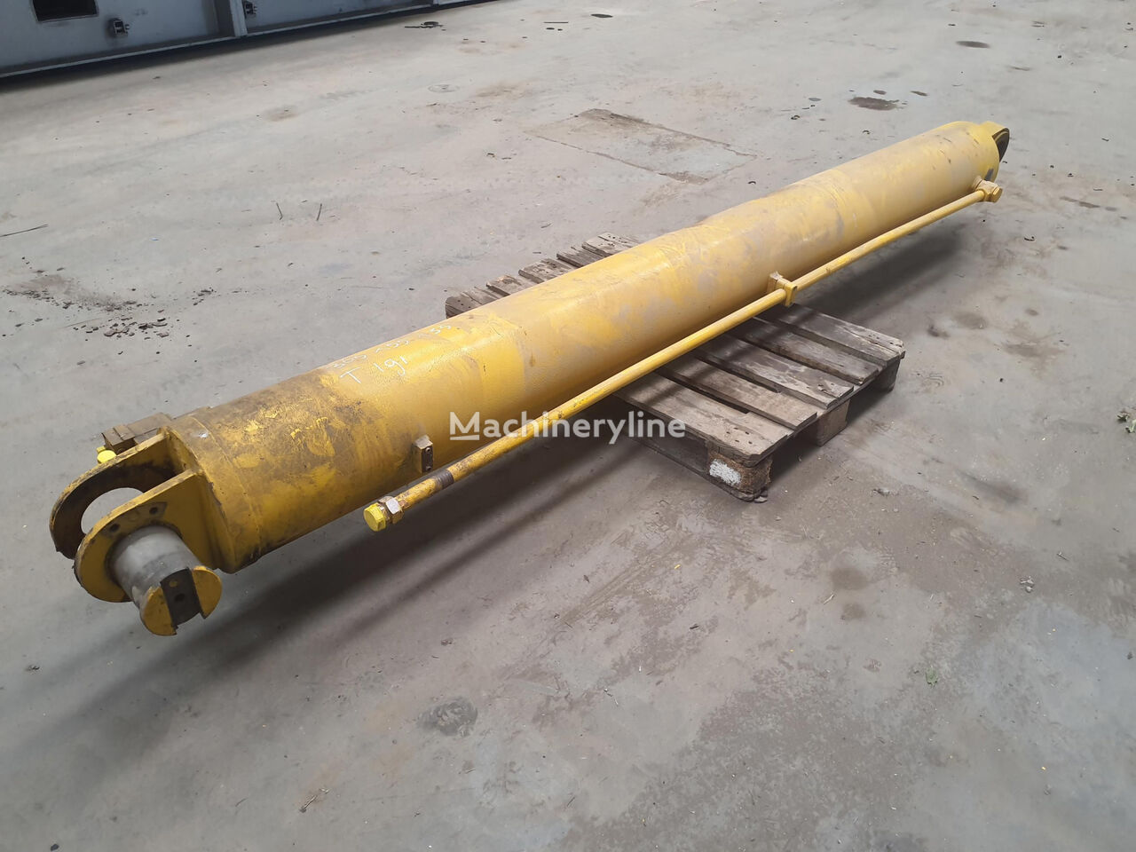 xi lanh thuỷ lực Liebherr Liebherr LTM 1050-1 luffing cylinder dành cho cần cẩu di động Liebherr LTM 1050-1