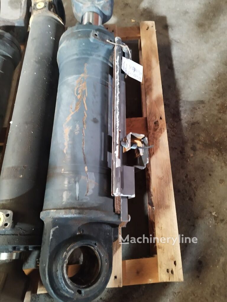 Venta de cilindro hidráulico para Volvo L90E, L90F, L90G cargadora de ruedas | Machineryline MX Cilindro hidráulico para Volvo L90E, L90F, L90G cargadora de ruedas - Machineryline