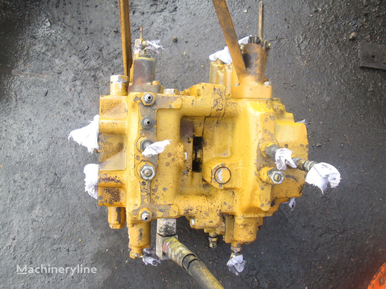 Hydraulikverteiler für Komatsu PC200 Bagger