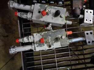 hydraulic distributor for Takeuchi TB 1140 excavator