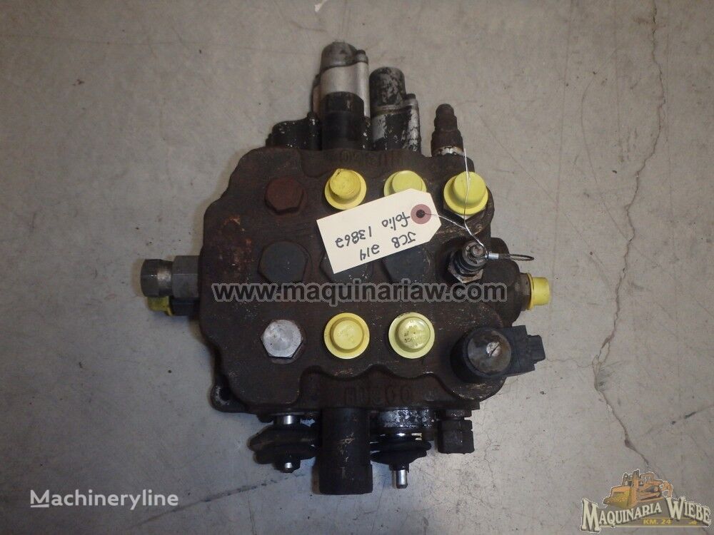 25/615500 hydraulic distributor for JCB 214T backhoe loader